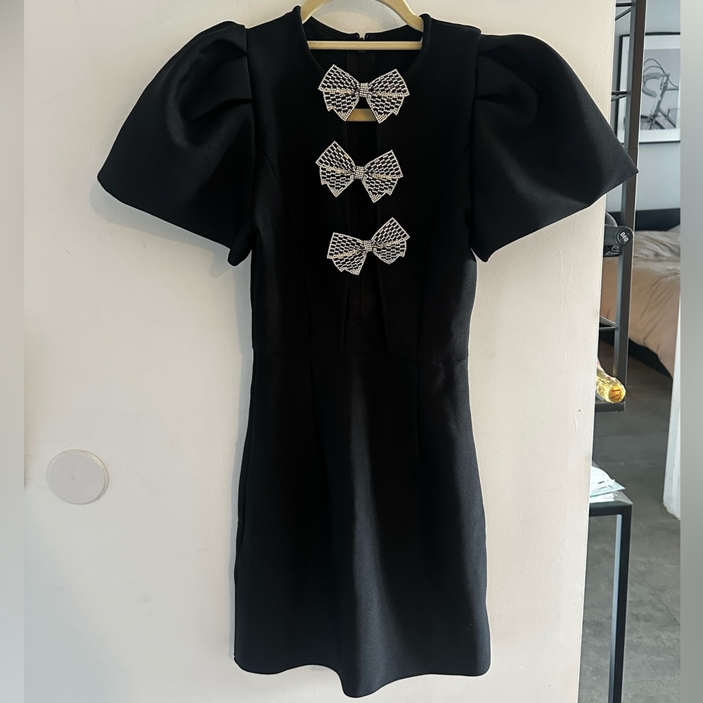 Black Mini Sheath Dress with Puff Cap Sleeves and Gray Bows